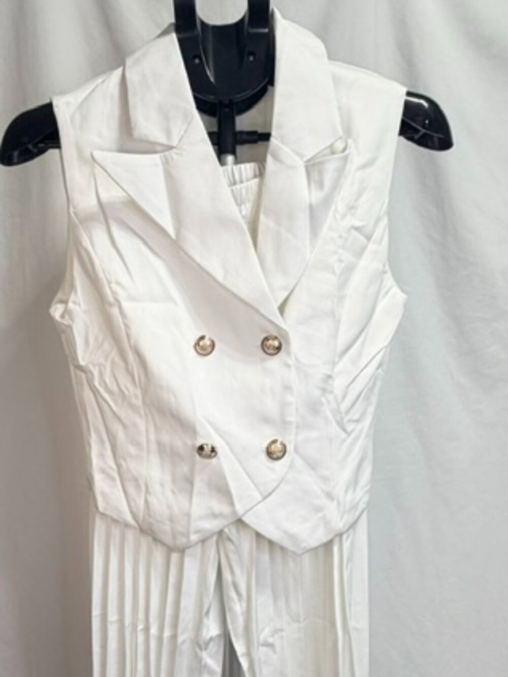 White 2-Piece Vest & Pleated Pants Set Medium Crest Buttons